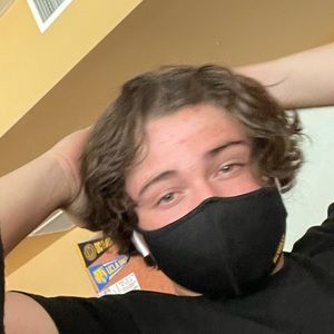 Meet your Posher, Aiden